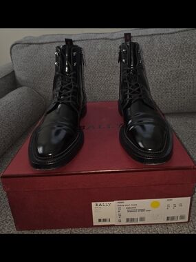 Bally Men's Black Leather Lace-Up Boots